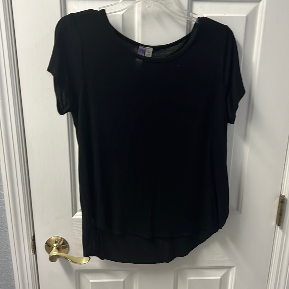 black simple shirt